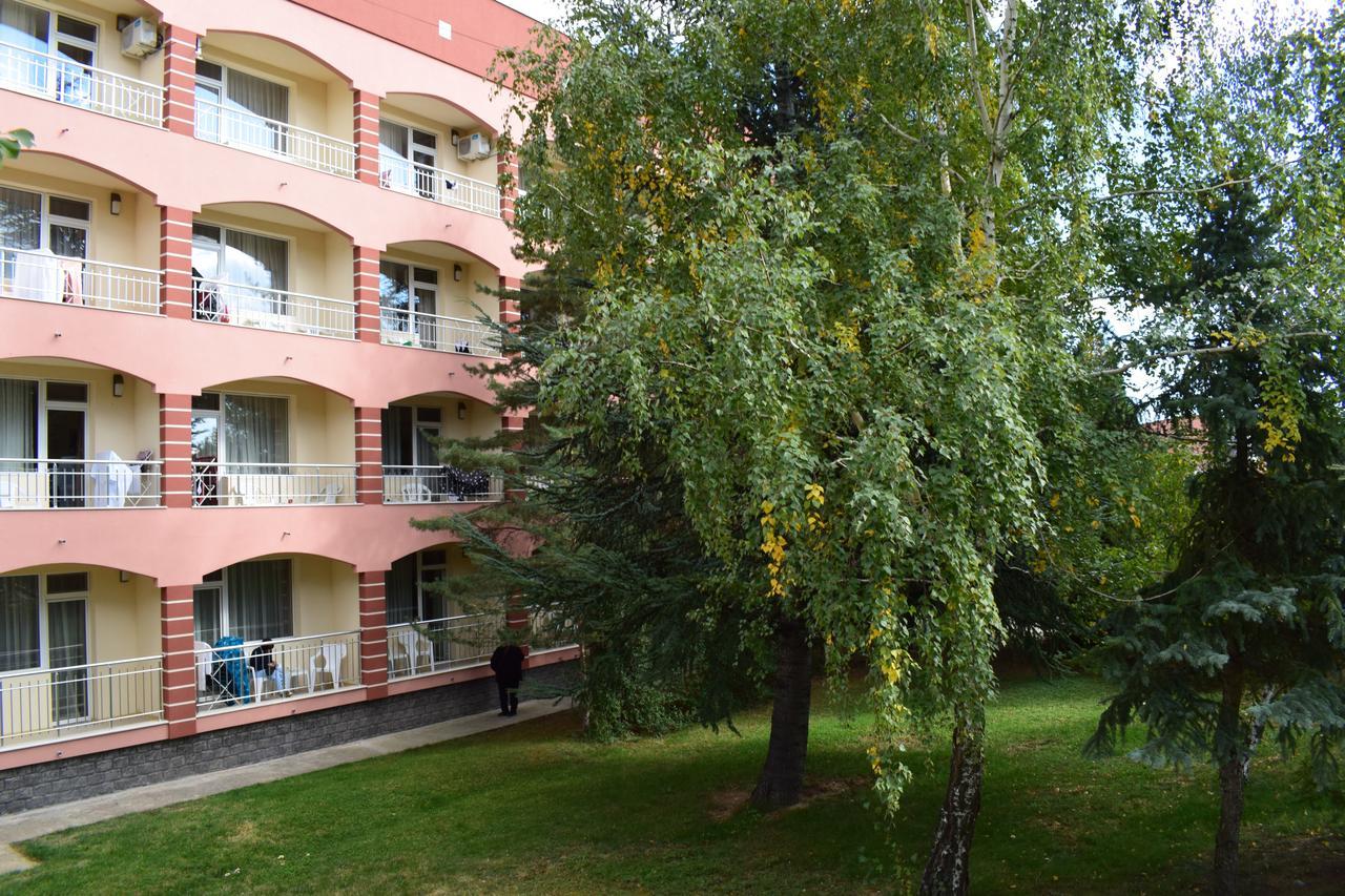 Балнеохотел "Гергана" Hisarya Esterno foto